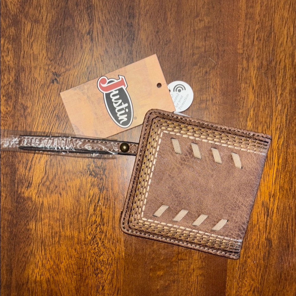 Justin Boots Brown Cream Leather Wallet